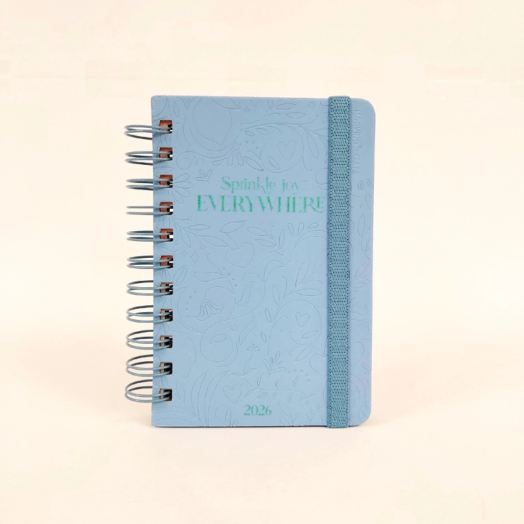 Agenda Mooving 2026 Gala Lila 10 x 15 cm 2 Dias por Pagina con Espiral ART.1402243